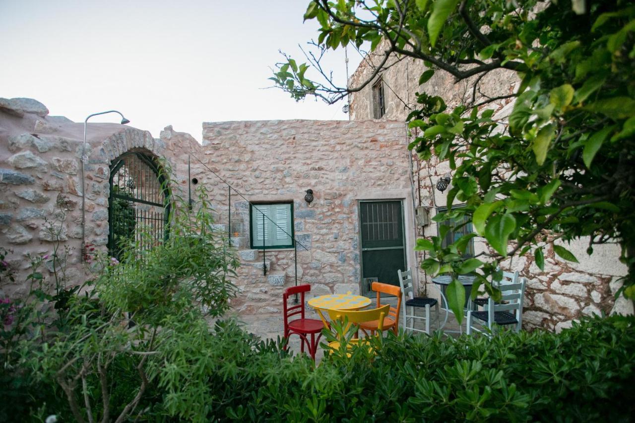 Charouda Country House Pyrgos Dirou Luaran gambar