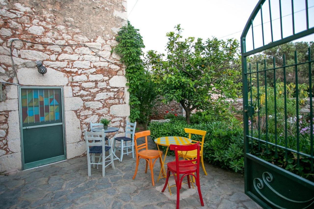 Charouda Country House Pyrgos Dirou Luaran gambar